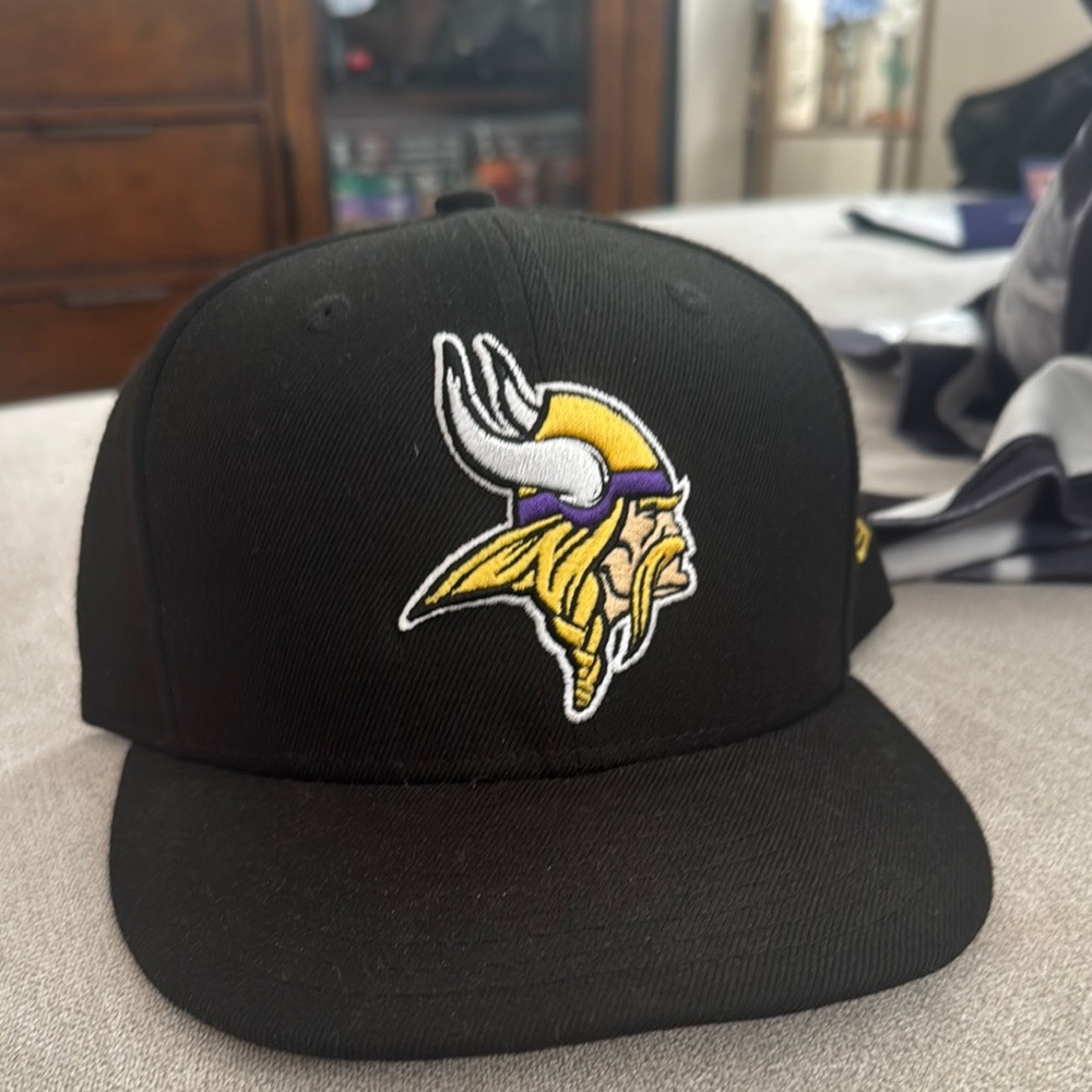 Minnesota Vikings Black Fitted